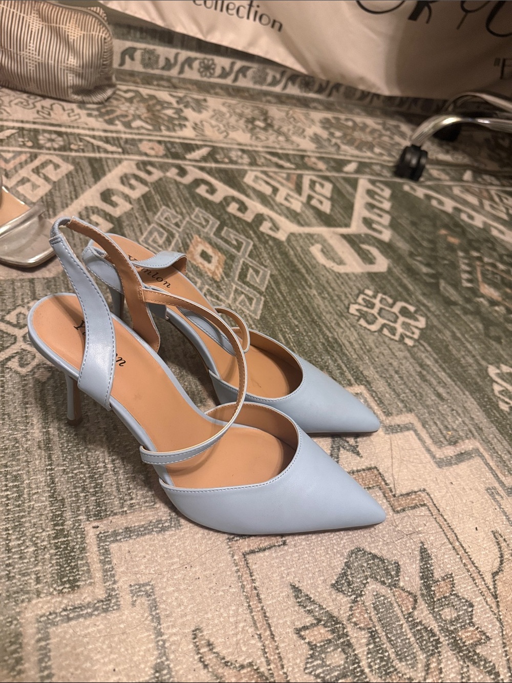 Women's Pointed Toe Slingback Heels in Light Blue